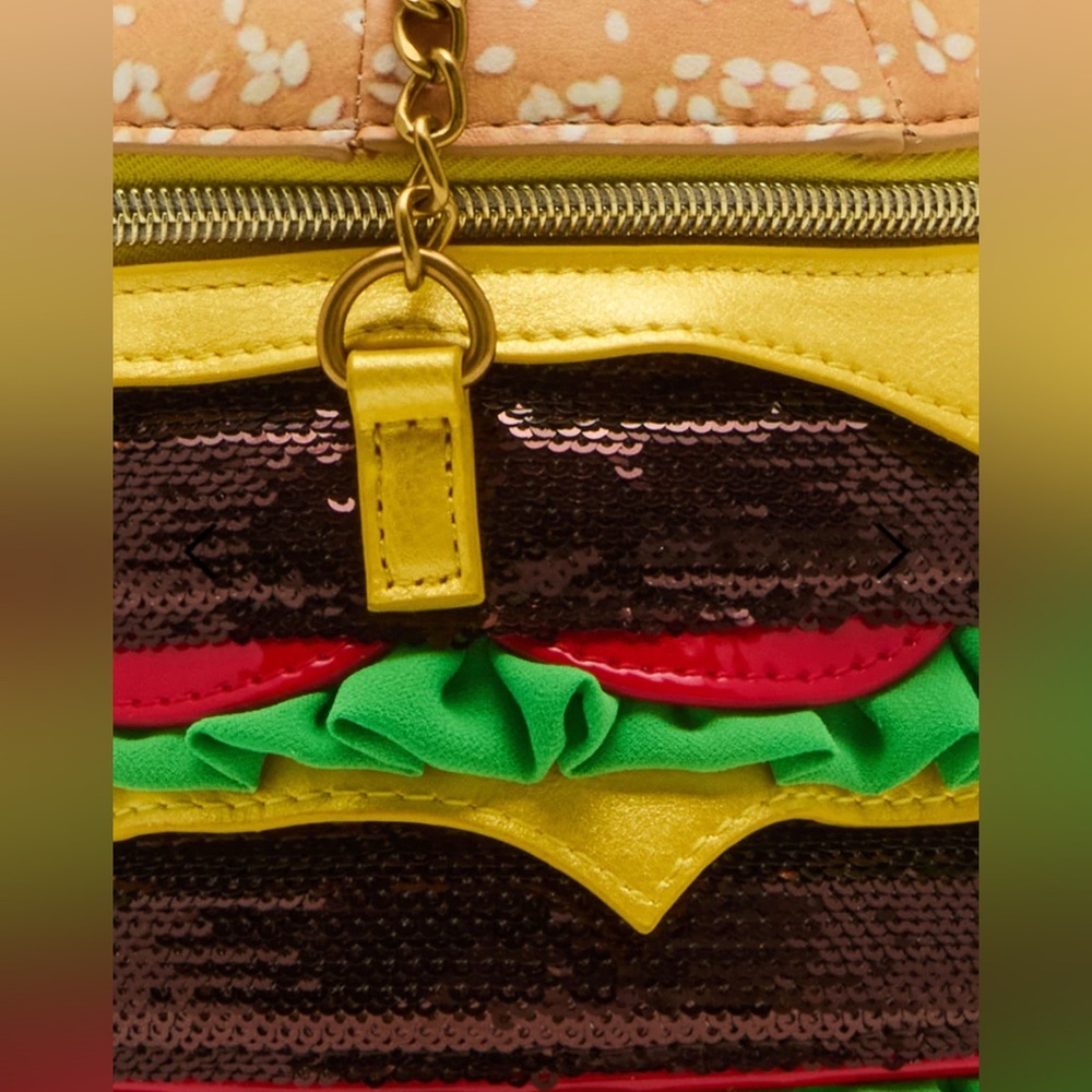 NIP 2025 Betsey Johnson Kitsch Nice Buns Crossbody Bag Double Cheeseburger 🍔 - Picture 7 of 8